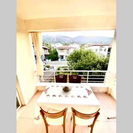 Spacious 2 Bedroom Family With Mountain View * 达特恰