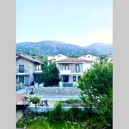 Spacious 2 Bedroom Family With Mountain View 公寓
