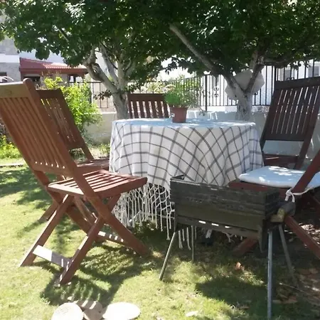 Spacious 2 Bedroom Family With Mountain View 公寓 *